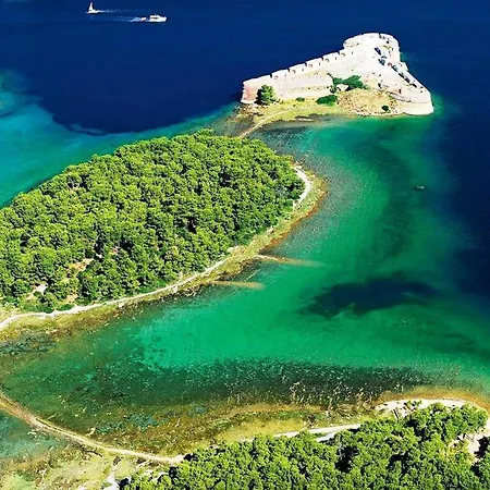 בית הארחה Daniela 3*