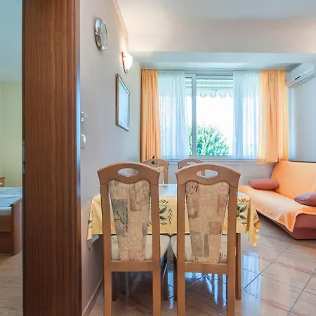 招待所 Daniela 布罗达里卡