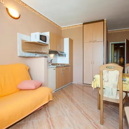 Daniela 招待所 3*